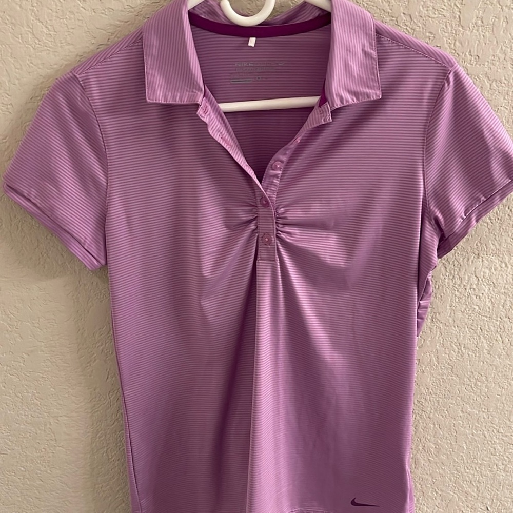Women’s lavender Nike dri-fit golf shirt, lightly worn, medium